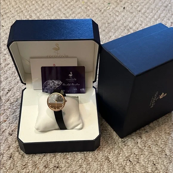 Sapphire crystal leather band 11 diamonds brand new with card box stunning